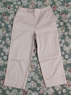 Petite Size 2P capris. CHARTER CLUB khaki capris. Casual Summer pants. Tan pants